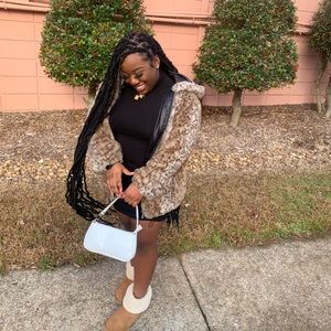 Meet your Posher, Lashonya